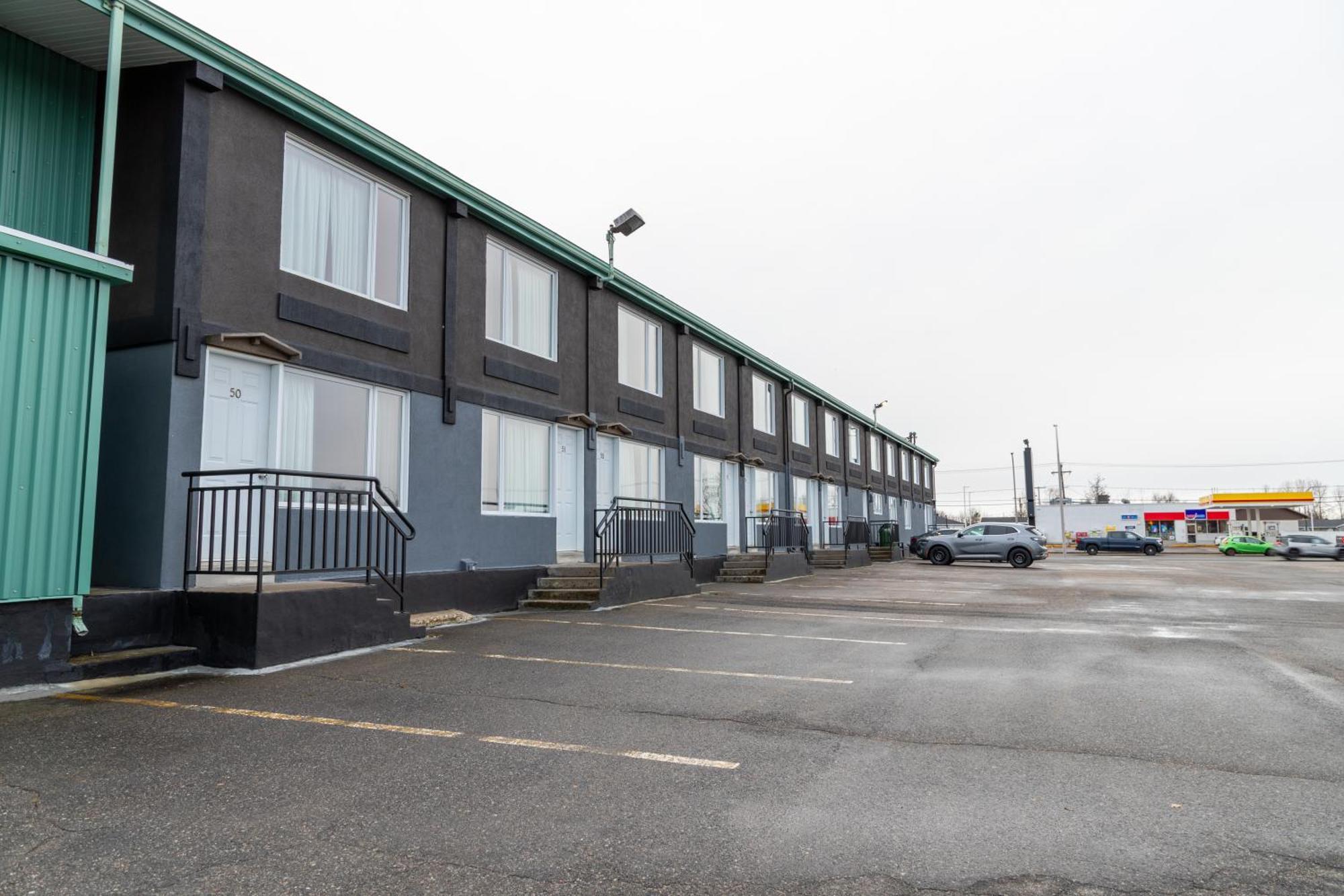Hotel Les Mouettes Sept-Îles Exterior foto